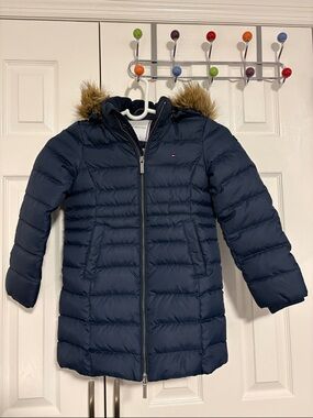Tommy Hilfiger Girls Dark Blue Quilted Puffer Coat with Faux Fur Trim size 8